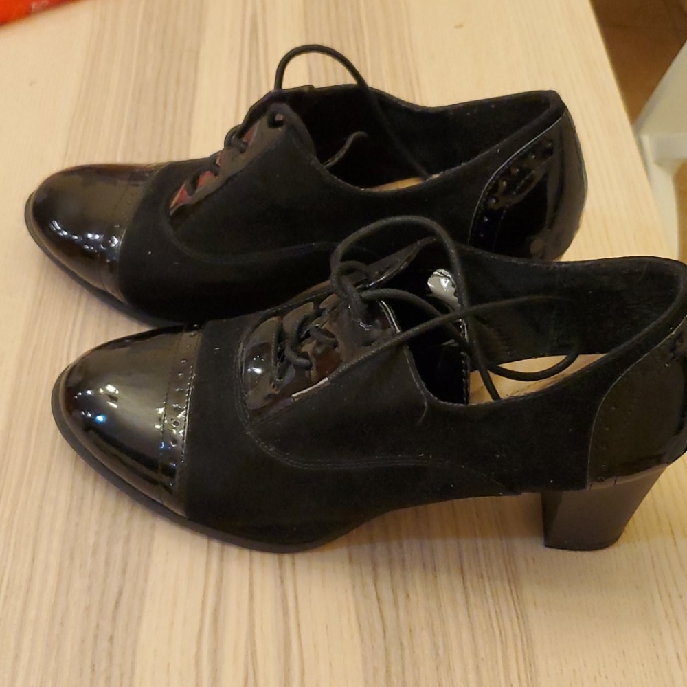 Black chunky heels